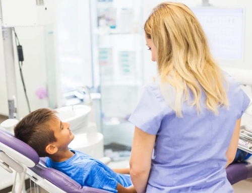 Visita al dentista infantil: cuándo llevar a tu hijo por primera vez